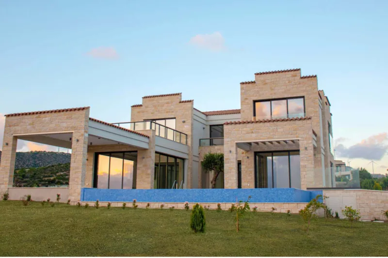 Imperial Residences – Villa in Venus Rock